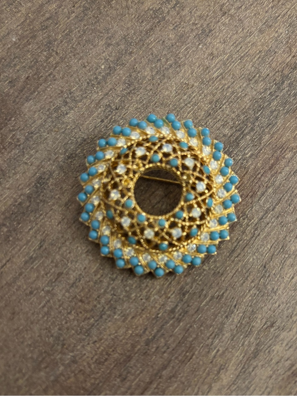 Sarah Coventry Gold-Tone Wreath Brooch with Turquoise Beads